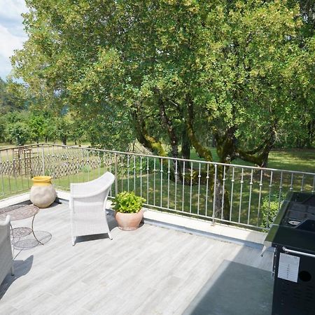 Domaine La Garenne Acomodação com café da manhã Reilhaguet Exterior foto
