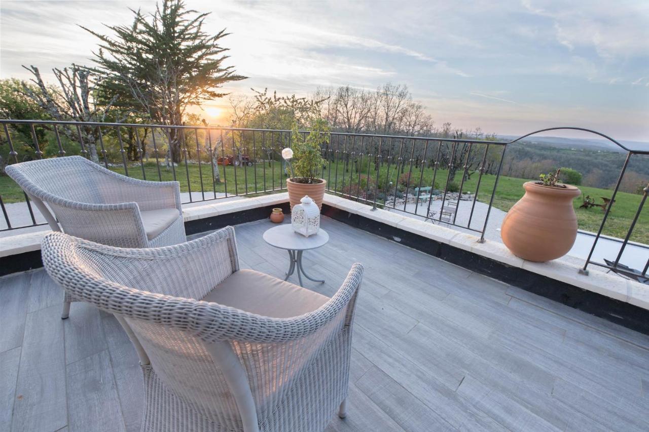 Domaine La Garenne Acomodação com café da manhã Reilhaguet Exterior foto