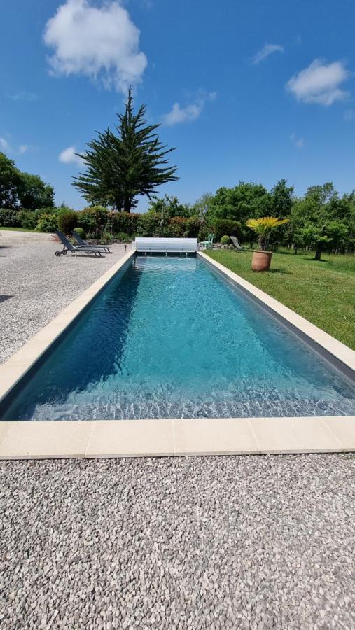 Domaine La Garenne Acomodação com café da manhã Reilhaguet Exterior foto