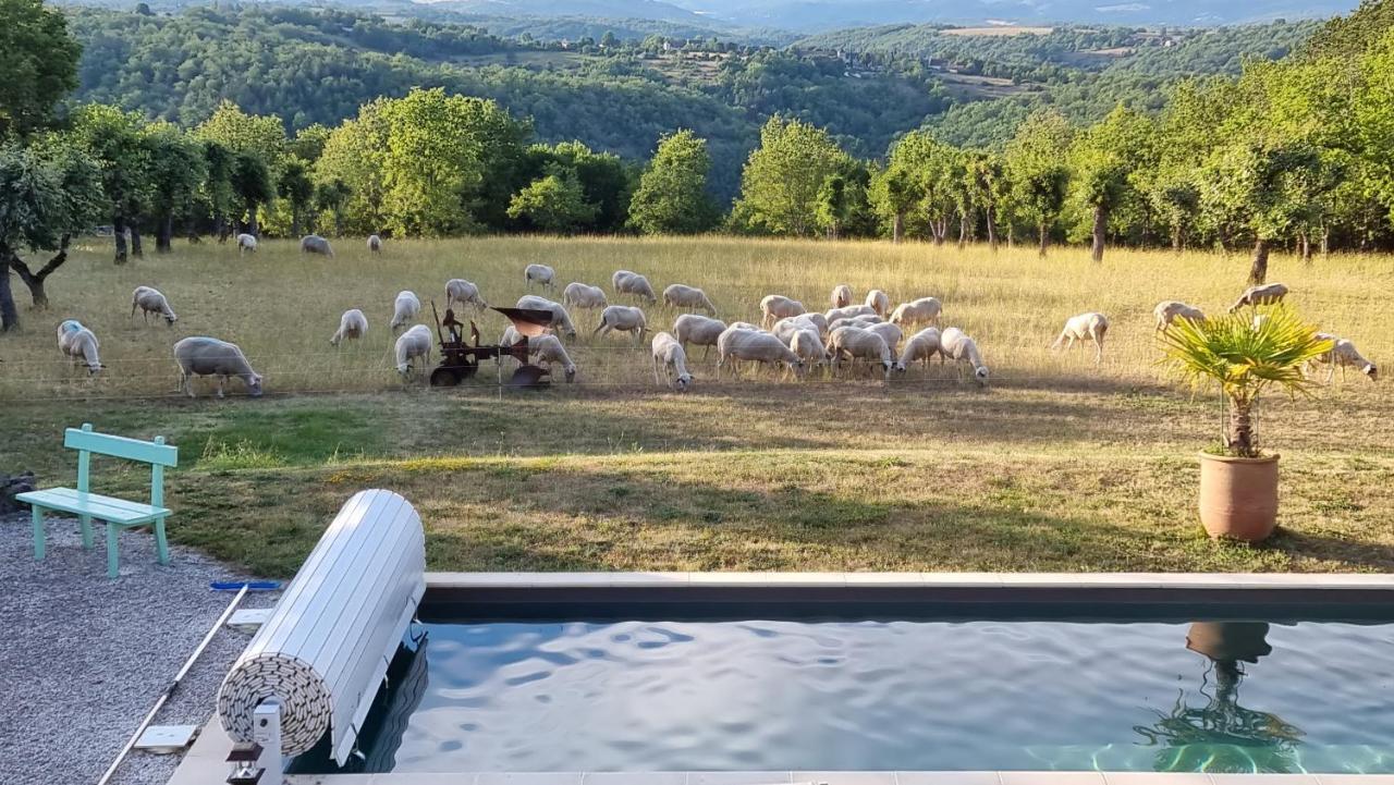 Domaine La Garenne Acomodação com café da manhã Reilhaguet Exterior foto